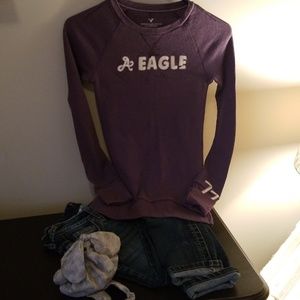 American Eagle long sleeve T shirt